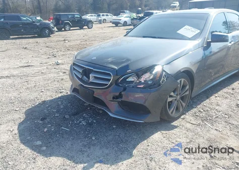 2014 Mercedes-Benz E 350 z USA, uszkodzony, nr VIN WDDHF5KB6EA828591